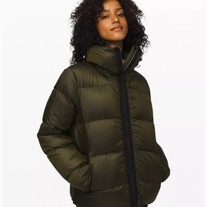 Lululemon Cloudscape Puffer Jacket (size 8)